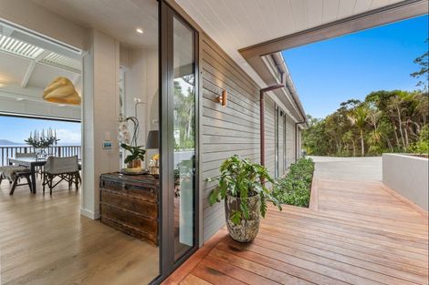 Photo of property in 25 Ti Point Road, Ti Point, Leigh, 0985