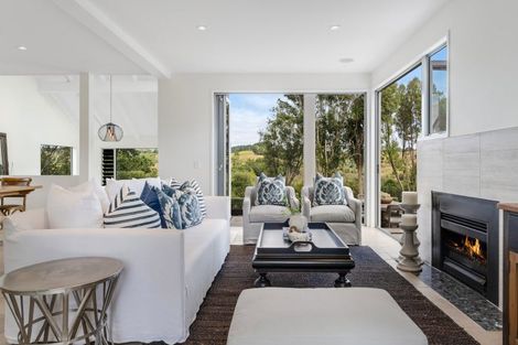 Photo of property in 122 Brownhill Road, Whitford, Manurewa, 2576