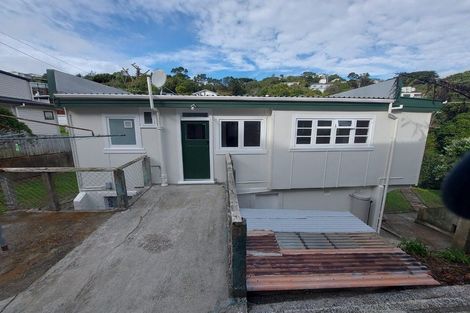 Photo of property in 92 Fraser Avenue, Johnsonville, Wellington, 6037
