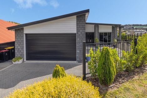 Photo of property in 4 Rochfort Crescent, Pyes Pa, Tauranga, 3112