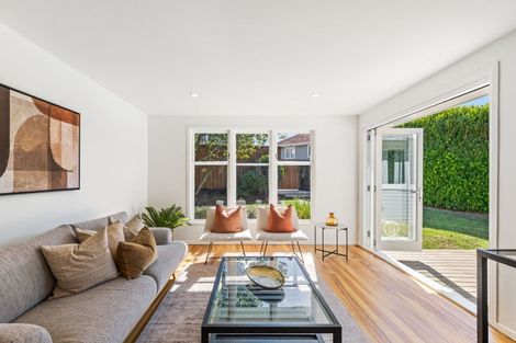 Photo of property in 34c Toru Street, Te Atatu Peninsula, Auckland, 0610