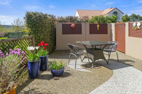 Photo of property in 5 Pigeonwood Lane, Albany, Auckland, 0632