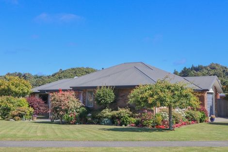 Photo of property in 9 Ridgeway Drive, Greymouth, 7805