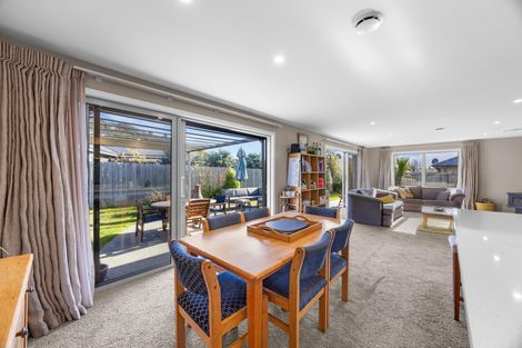 Photo of property in 4 Kingfisher Crescent, Albert Town, Wanaka, 9305