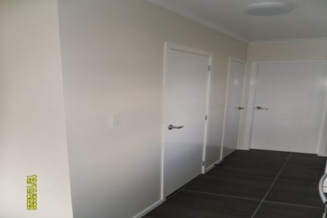 Photo of property in 4 London Road, Korokoro, Lower Hutt, 5012