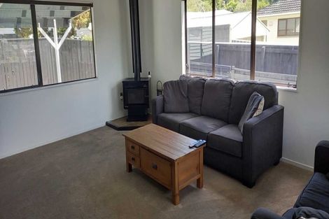 Photo of property in 1/6 Kairimu Street, Stokes Valley, Lower Hutt, 5019