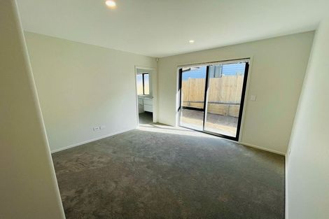 Photo of property in 31 Siren Street, Wainui, 0932
