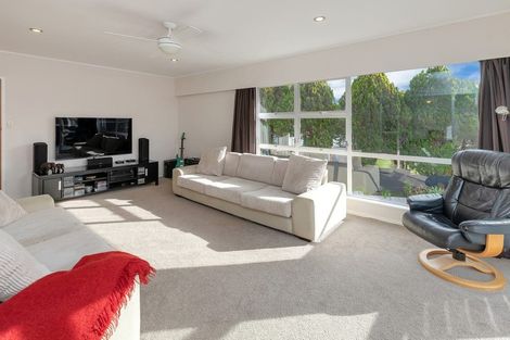 Photo of property in 35 Parkland Crescent, Te Kamo, Whangarei, 0112