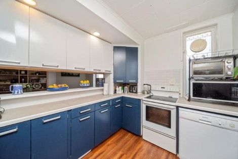 Photo of property in 13 Collins Street, Hawera, 4610