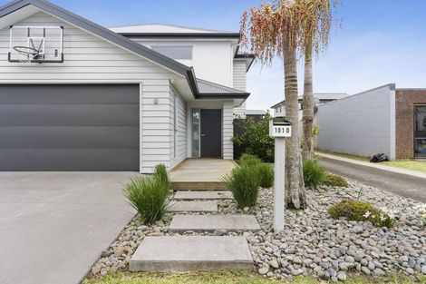 Photo of property in 101d Charleston Avenue, Whangamata, 3620