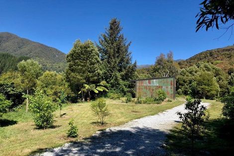 Photo of property in 236 Anatoki Track Road, Takaka, 7183