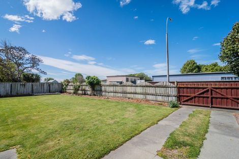 Photo of property in 16 Saint Leonards Road, Temuka, 7920