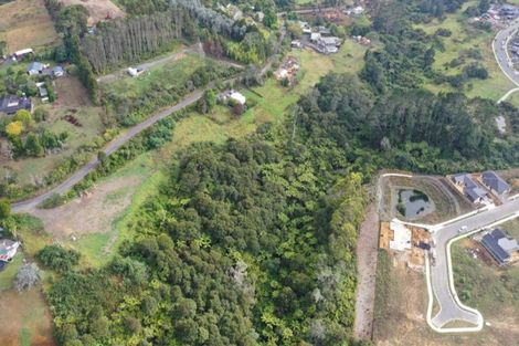 Photo of property in 68 Chamberlain Road, Massey, Auckland, 0614