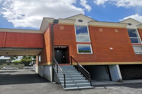 Photo of property in 1/28 Armagh Street, Christchurch Central, Christchurch, 8013