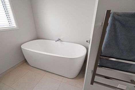 Photo of property in 23 Pakanga Grove, Pyes Pa, Tauranga, 3112