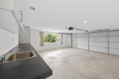 Photo of property in 7 Lewis Road, Pakuranga, Auckland, 2010