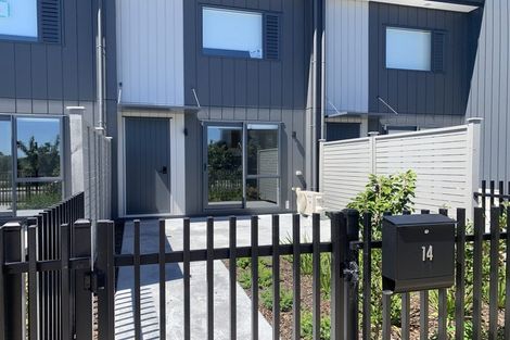 Photo of property in 14 Port Way, Rosehill, Papakura, 2113