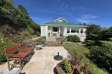 Photo of property in 25 Saint Michaels Crescent, Kelburn, Wellington, 6012