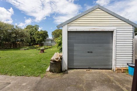 Photo of property in 49 Swinburn Street, Dannevirke, 4930