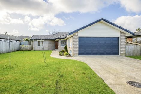 Photo of property in 9 Puketi Lane, Waiuku, 2123