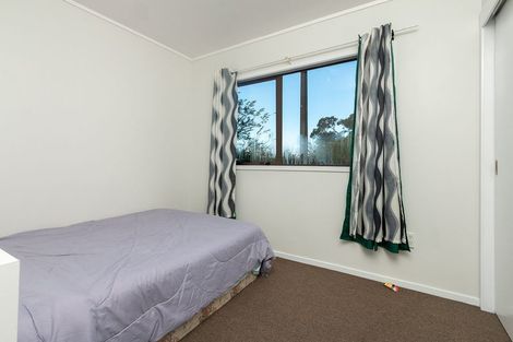 Photo of property in 29 Archibald Road, Kelston, Auckland, 0602