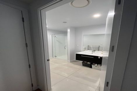 Photo of property in Frank Sargeson Apts, 104/80 Anzac Street, Takapuna, Auckland, 0622