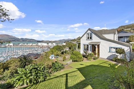 Photo of property in 9 Cunningham Terrace, Lyttelton, 8082