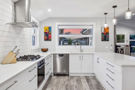 Photo of property in 1 Wahaika Way, Papamoa Beach, Papamoa, 3118