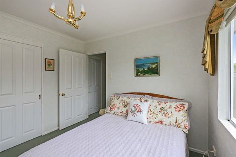 Photo of property in 9 Malbec Way, Greenmeadows, Napier, 4112