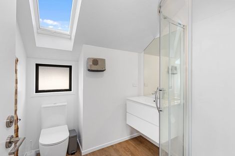 Photo of property in 2/45 Division Street, Riccarton, Christchurch, 8041