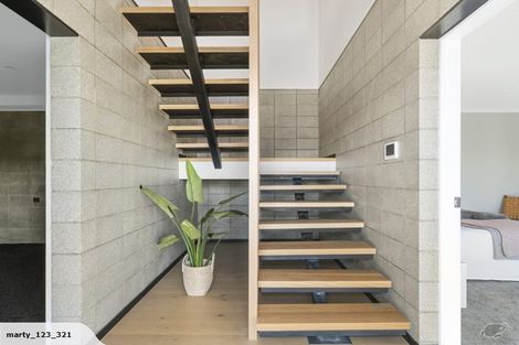 Photo of property in 13 Pacific View, Whitby, Porirua, 5024