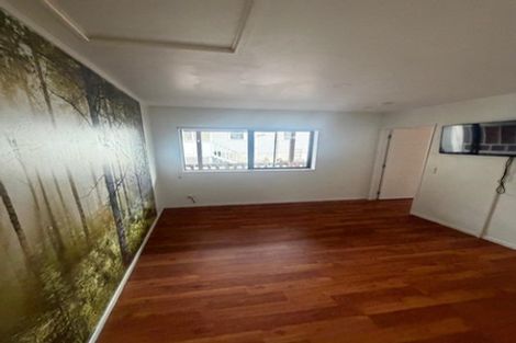 Photo of property in 44 Maui Pomare Street, Blockhouse Bay, Auckland, 0600