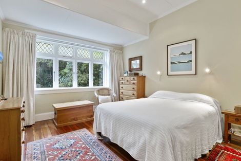 Photo of property in 71 Maida Vale Road, Roseneath, Wellington, 6011