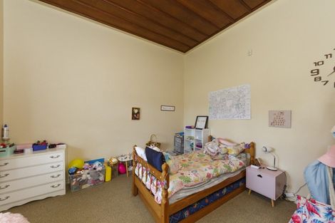 Photo of property in 129 Featherston Street, Palmerston North, 4410