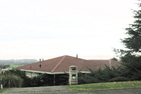 Photo of property in 64 Kotare Street, Waikanae, 5036