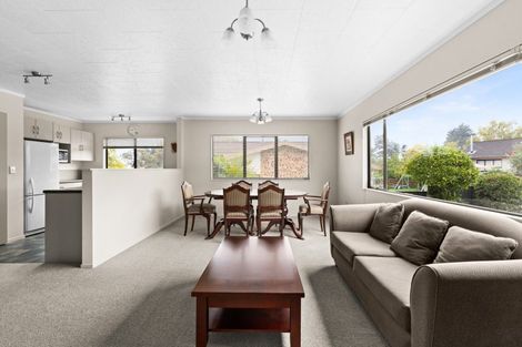 Photo of property in 4 Padfield Place, Havelock North, 4130