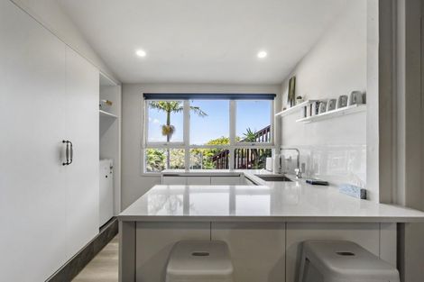 Photo of property in 61 Carlisle Road, Torbay, Auckland, 0630