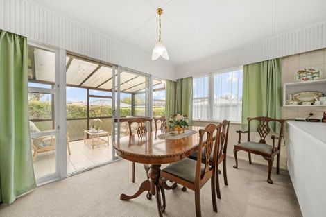 Photo of property in 73 Herbert Street, Masterton, 5810