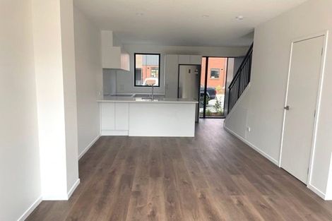 Photo of property in 19 Kotuitui Street, Manukau, Auckland, 2104