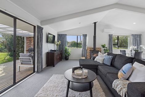 Photo of property in 12 Albert Street, Riverhead, 0820