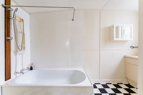 Photo of property in 37 Melbourne Street, South Dunedin, Dunedin, 9012