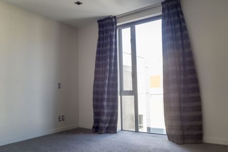 Photo of property in Piermont Apartments, 8a/82 Cable Street, Te Aro, Wellington, 6011