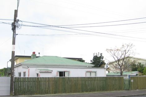 Photo of property in 25 Charles Street, Westshore, Napier, 4110