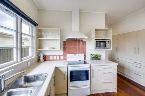Photo of property in 6 Ypres Street, Greenmeadows, Napier, 4112