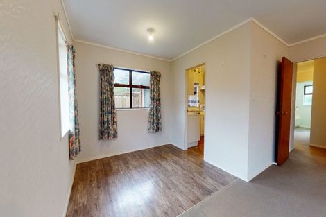 Photo of property in 2/76 Cambridge Terrace, Waterloo, Lower Hutt, 5011