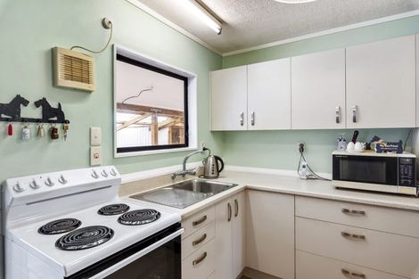 Photo of property in 110 Raumati Road, Raumati Beach, Paraparaumu, 5032