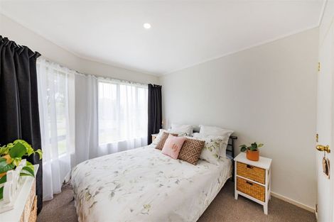 Photo of property in 106 Parnell Heights, Kelvin Grove, Palmerston North, 4414