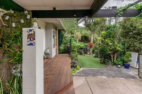 Photo of property in 99 John Downs Drive, Browns Bay, Auckland, 0630