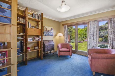 Photo of property in 52 Earls Road, Saint Clair, Dunedin, 9012