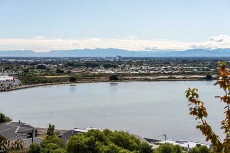 Photo of property in 38 Saint Andrews Hill Road, Mount Pleasant, Christchurch, 8081